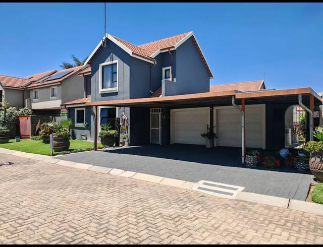 3 BEDROOM CLUSTER FOR SALE IN EVELEIGH